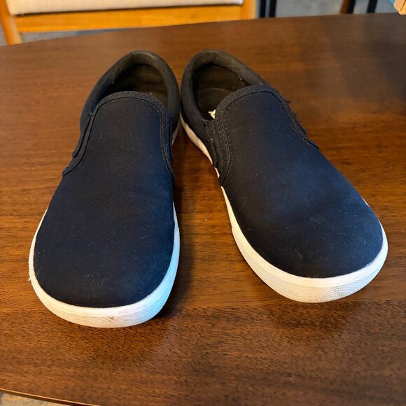 Xero Dillon Canvas Slip-On - Iconic, Low-Profile Sneaker - Picture 4 of 7